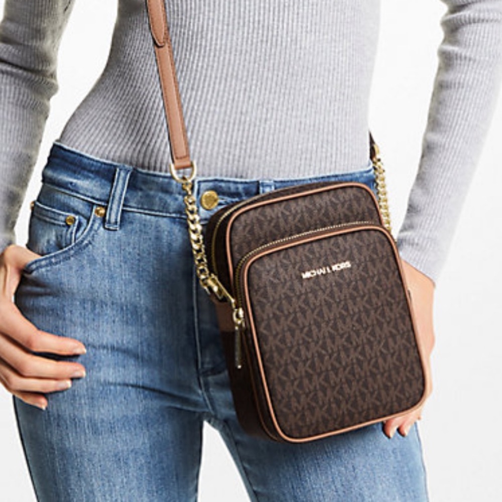 MICHAEL KORS Jet Set Travel Medium NS Logo Crossbody Flight Bag Messenger
Brown - Picture 2 of 16